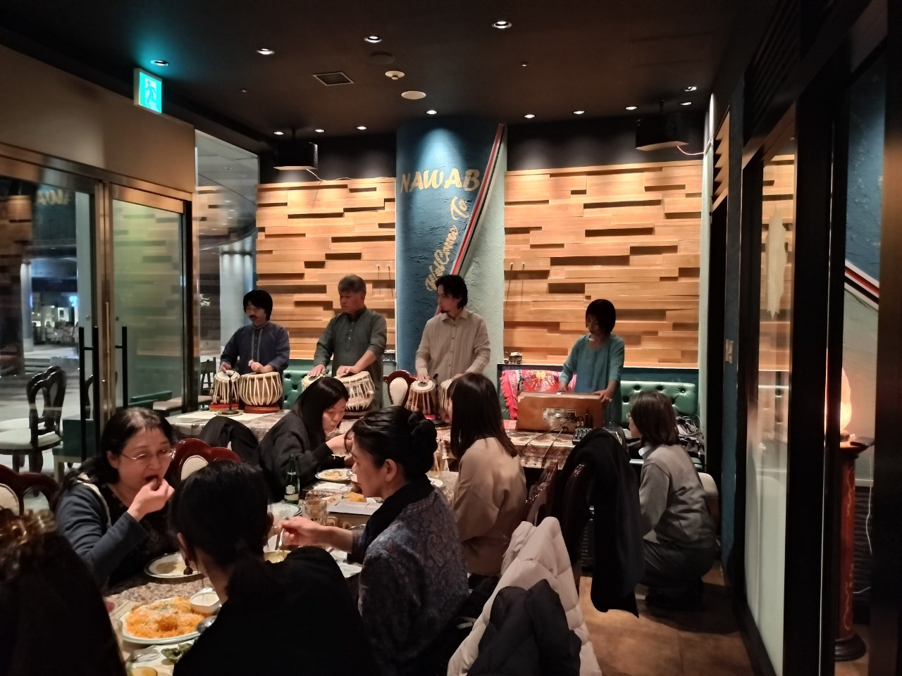 「タブラライブ・イン・ナワブ(1/13)」でタブラTOKYOが演奏をしました